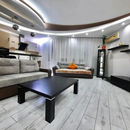 Жк Самал Де Люкс Apartment Almatî Exterior foto